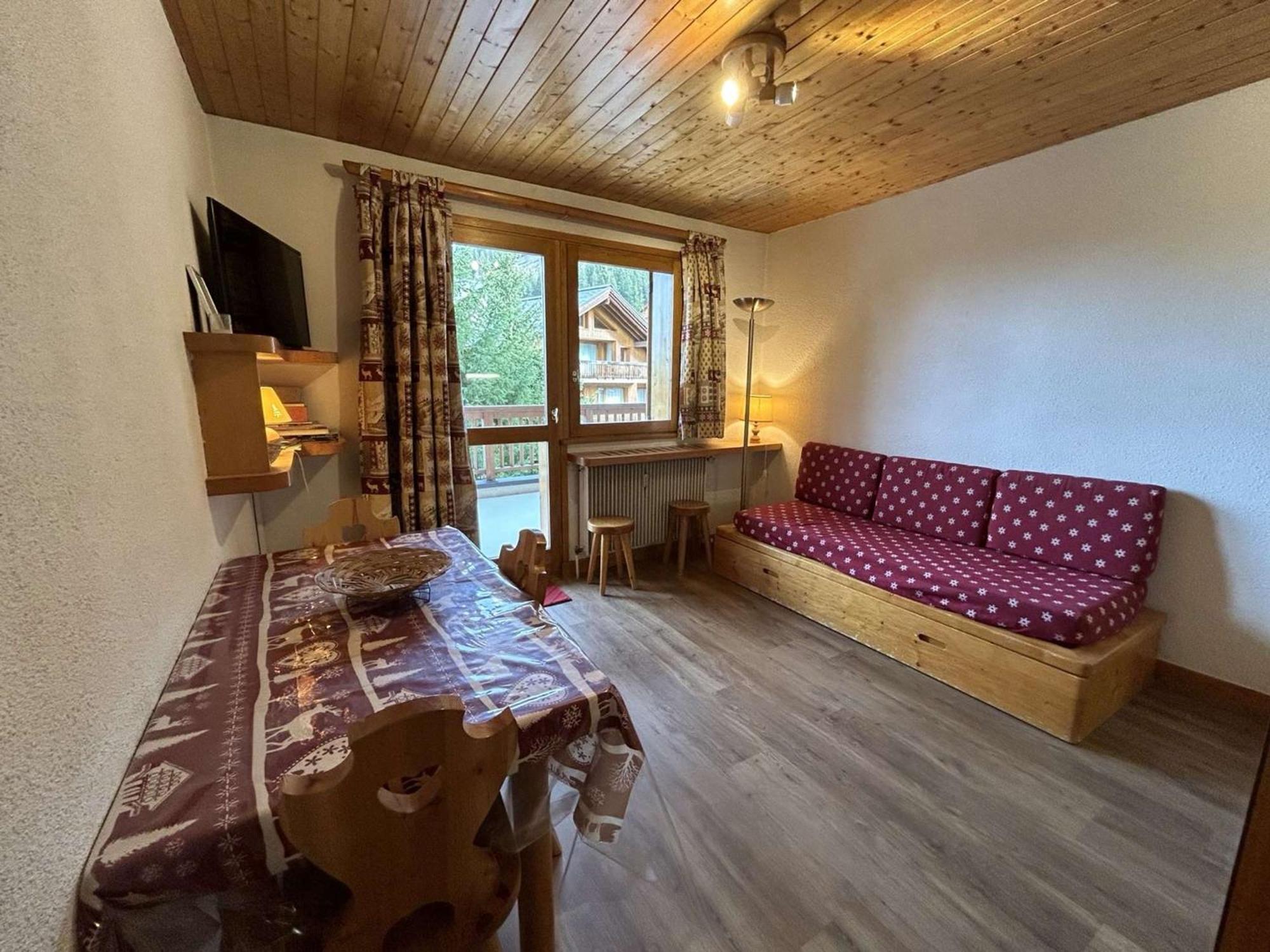 Studio 2/4 Pers, Acces Pistes Et Piscine, Proche Commerces, Meribel - Fr-1-180-297 Exterior photo